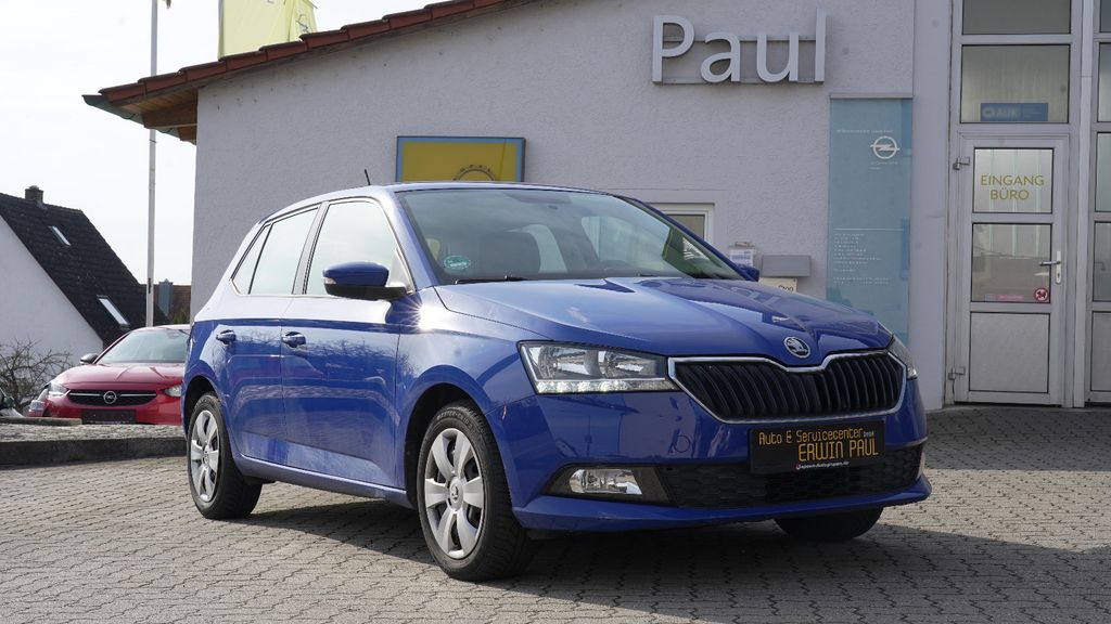 Skoda Fabia 100.200 km 8.900 &euro; Pentling 93080