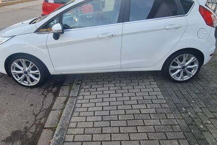 Ford Fiesta 83.000 km 8.650 &euro; Viernheim 68519