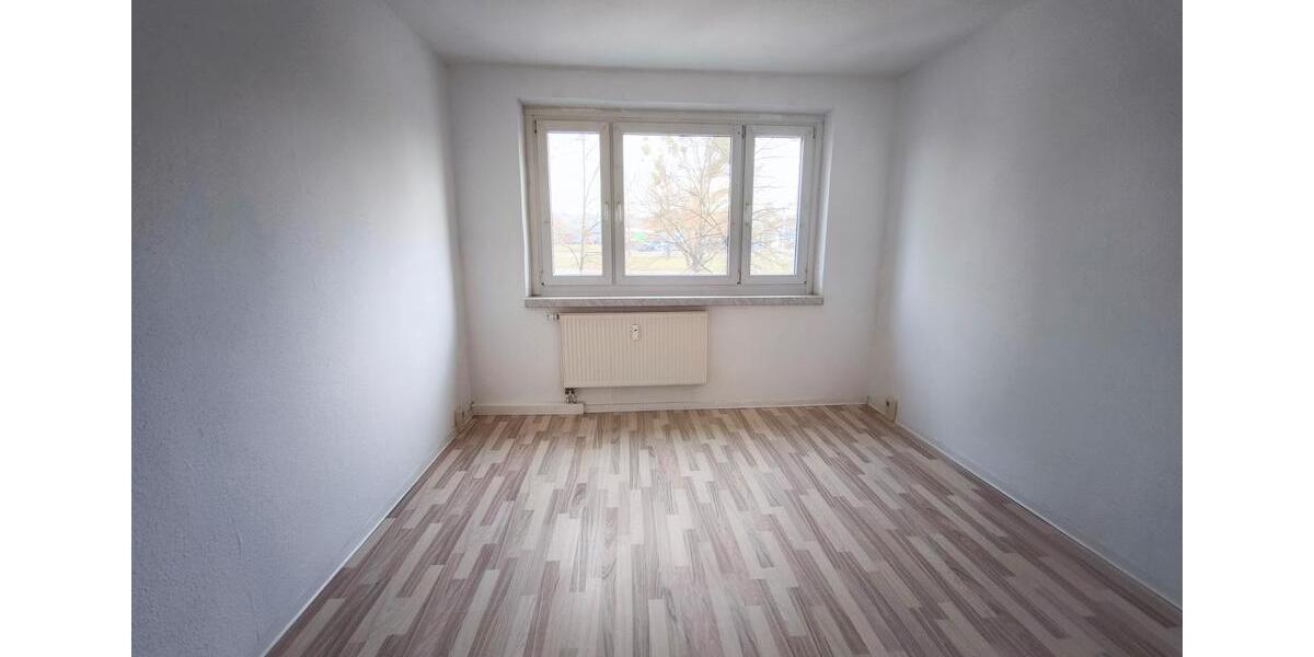 Etagenwohnung Sangerhausen - 4 Zimmer, 72 m&sup2;, 386&euro; | Angebot:25374488
