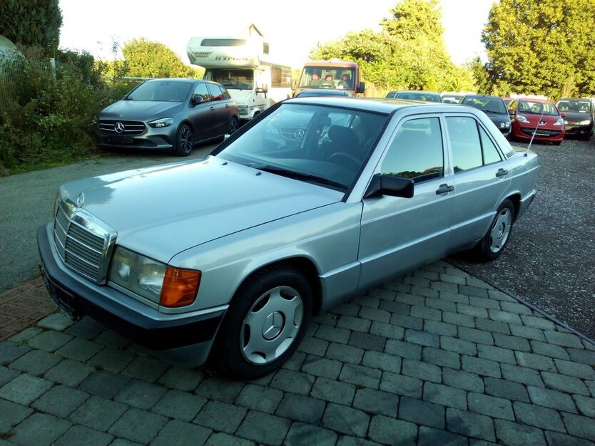 Mercedes-Benz 190 136.000 km 2.990 € Wald-Walbertsweiler 88639
