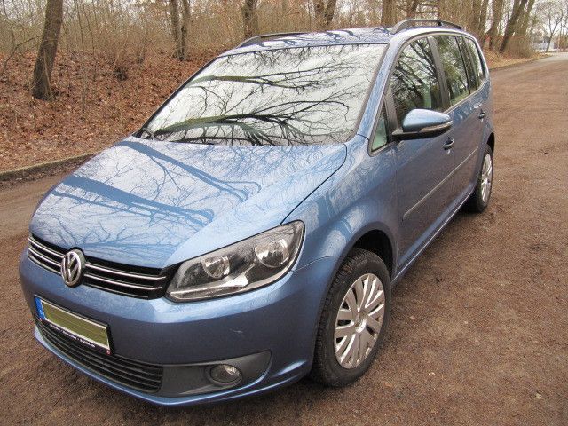 VW Touran 183.500 km 6.950 &euro; Eberswalde 16225