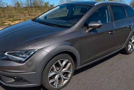 Seat Leon 237.900 km 6.980 &euro; Lübeck 23568