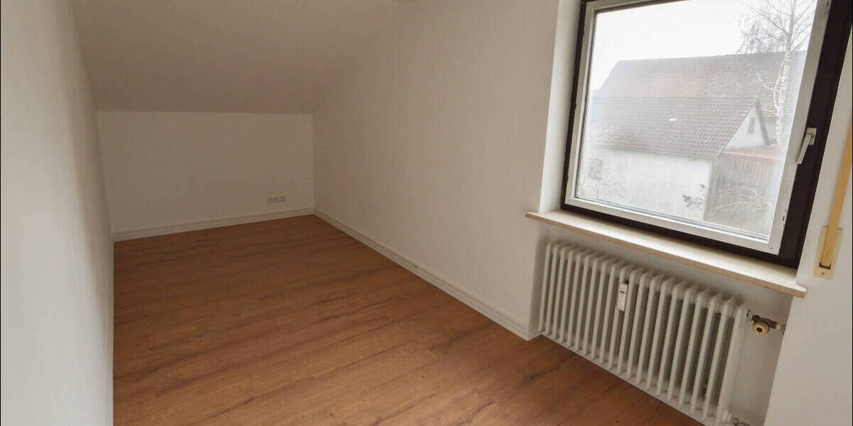 Etagenwohnung Adelzhausen Landmannsdorf - 4 Zimmer, 106 m&sup2;, 355.000&euro; | Angebot:25689214
