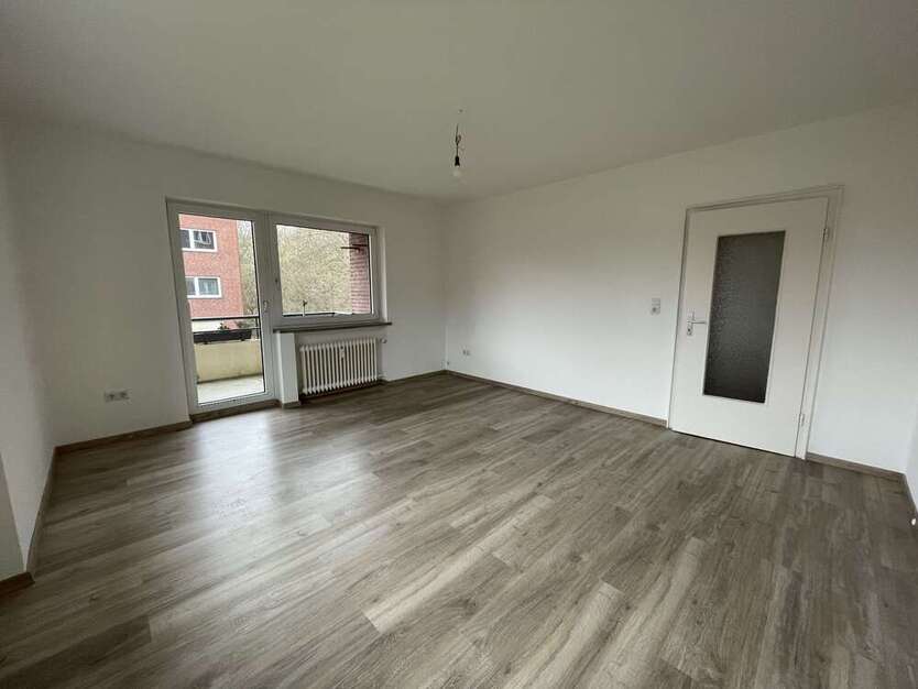 Wohnung zum Kaufen in Wilhelmshaven 90.000 € 65.29 m²
