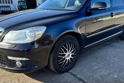 Skoda Octavia 308.500 km 5.499 &euro; Magdeburg 39126