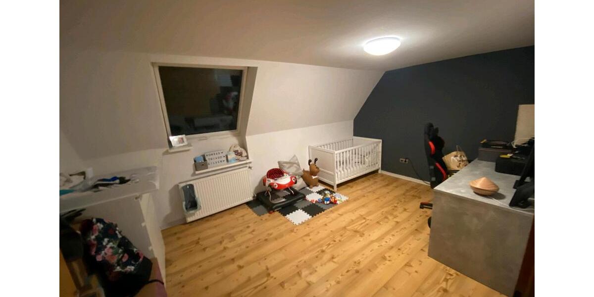 Dachgeschoßwohnung Ennigerloh - 3 Zimmer, 89 m&sup2;, 730&euro; | Angebot:25500899