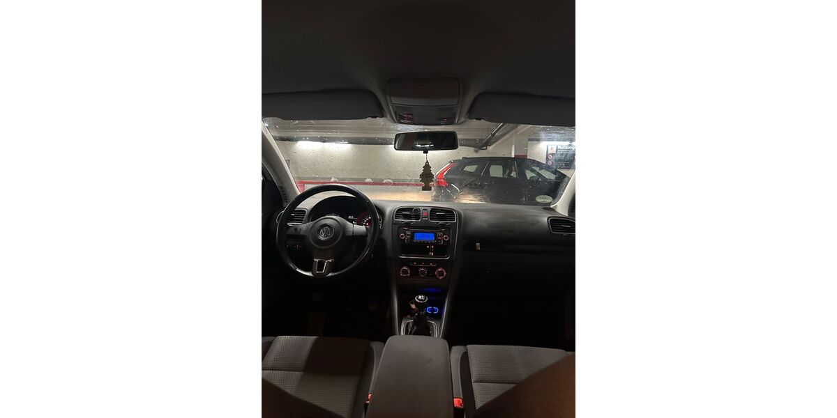 VW Golf 127.000 km 6.200 &euro; Freiberg am Neckar 71691