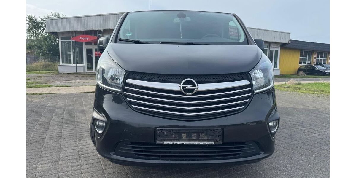 Opel Vivaro 227.771 km 10.699 &euro; Parchim 19370