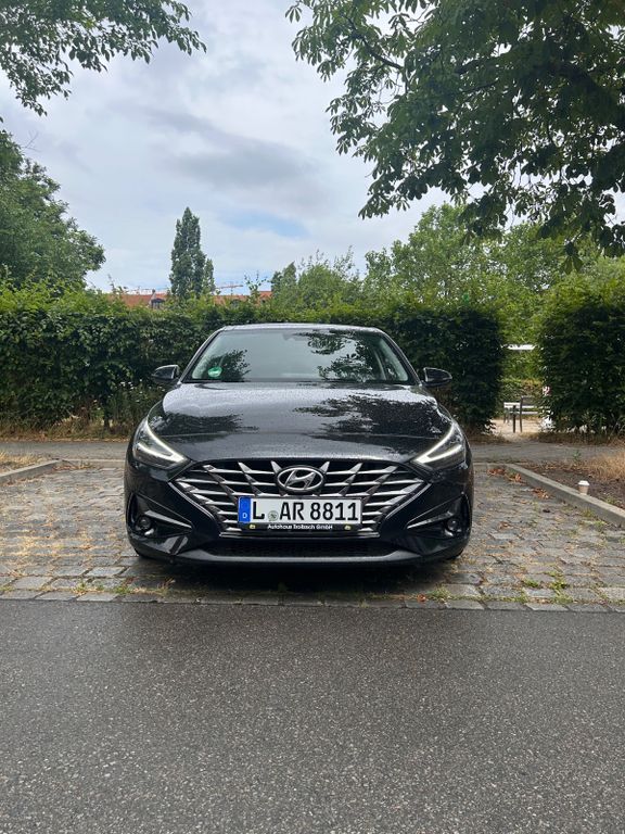 Hyundai i30 48.000 km 18.700 € Leipzig 04317