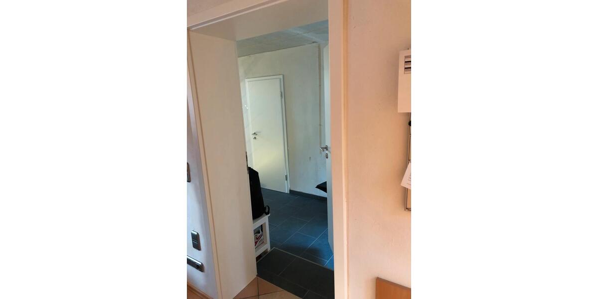 Hochparterre Hünfeld - 1 Zimmer, 35 m&sup2;, 370&euro; | Angebot:25375807