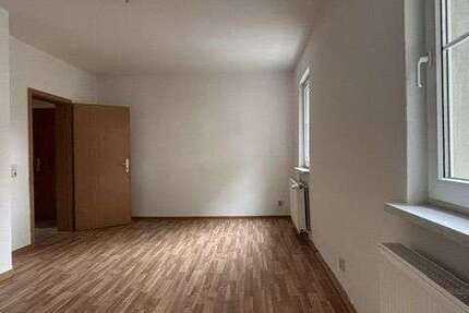 Wohnung Leuna - 3 Zimmer, 76 m&sup2;, 490&euro; | Angebot:27330670
