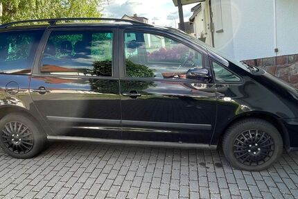 Seat Alhambra 207.000 km 1.950 &euro; Großenlüder 36137