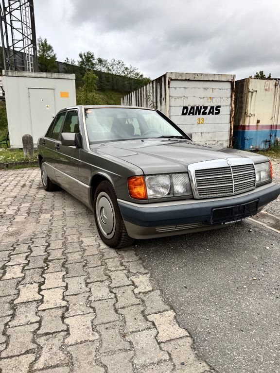 Mercedes-Benz 190 149.000 km 5.500 € Erlangen 91058