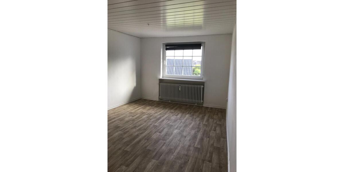 Etagenwohnung Heide - 1 Zimmer, 30 m&sup2;, 270&euro; | Angebot:25541013