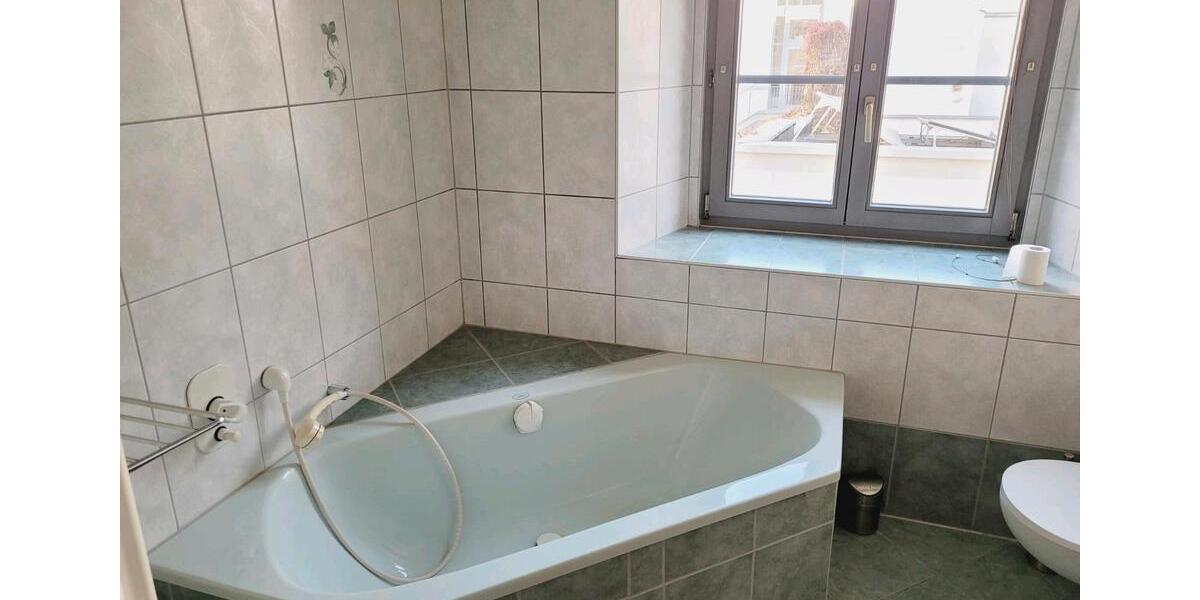 Anleger aufgepasst! Eigentumswohnung im Zentrum von Löbau 2.5 zimmer