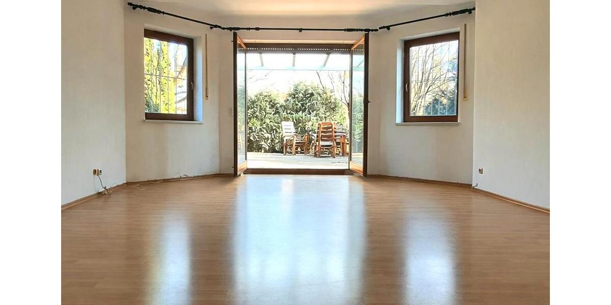 Terrassenwohnung Ebermannstadt - 3 Zimmer, 100 m&sup2;, 950&euro; | Angebot:25428030
