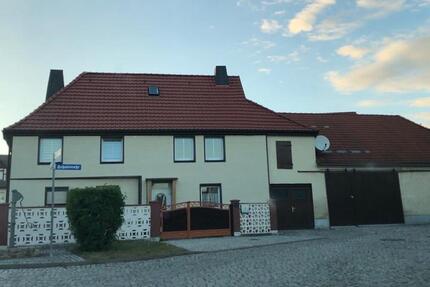 Haus Buttstädt - 9 Zimmer, 150 m&sup2;, 149.000&euro; | Angebot:25480383