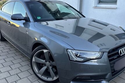 Audi A5 195.615 km 15.990 &euro; Manching 85077