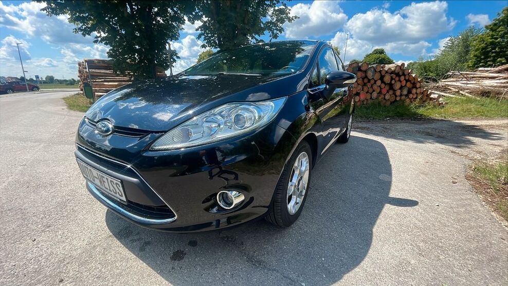 Ford Fiesta 131.200 km 3.990 € Holzheim 89291