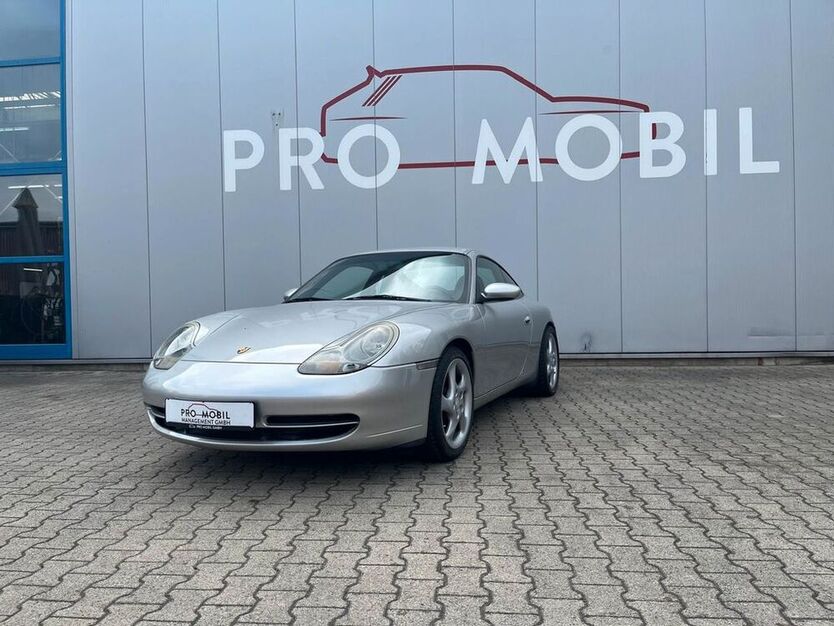 996