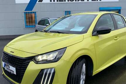 Peugeot 208 12.200 km 15.990 &euro; Wittlich 54516