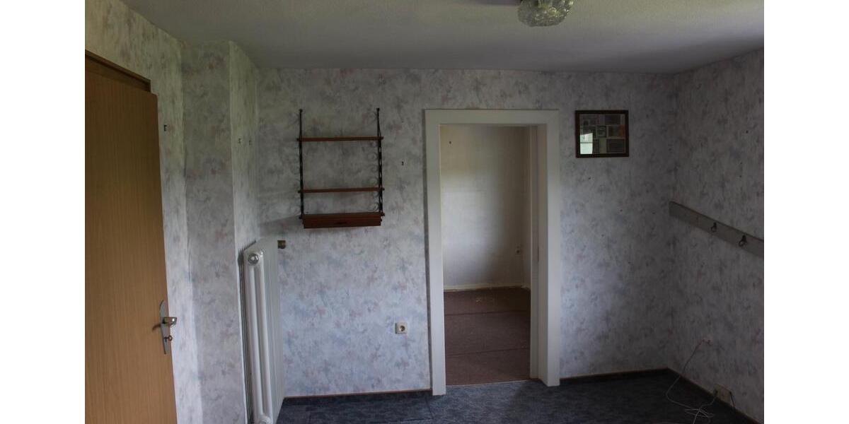 Einfamilienhaus Neunkirchen - 7 Zimmer, 110 m&sup2;, 175.000&euro; | Angebot:26818437