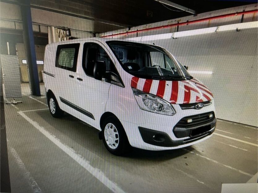 Ford Transit Custom 132.429 km 13.260 € Kerpen 50171