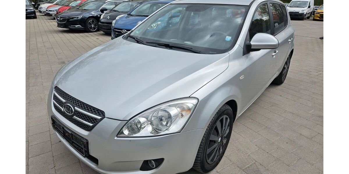 Kia ceed / Ceed 165.325 km 2.850 &euro; Lachen-Speyerdorf 67435