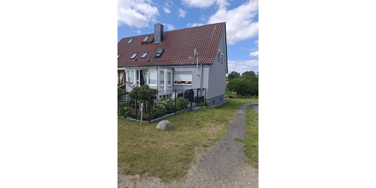 Doppelhaushälfte Uckerland - 5 Zimmer, 100 m&sup2;, 140.000&euro; | Angebot:27136679