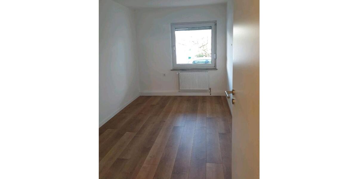 Erdgeschoßwohnung Ingolstadt Nordost - 3 Zimmer, 72 m&sup2;, 299.900&euro; | Angebot:27116892