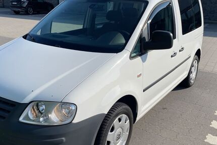 VW Caddy 269.000 km 5.750 &euro; Rellingen 25462