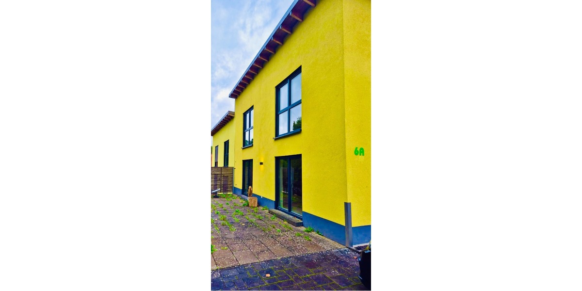 Zeitgemäße DHH mit Pultdach, Wärmepumpe & Terrasse – Attraktive Anlagechance in Wartenberg-Rohrbach 4 zimmer