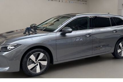 VW Passat Variant 5.000 km 49.888 &euro; Krefeld 47805