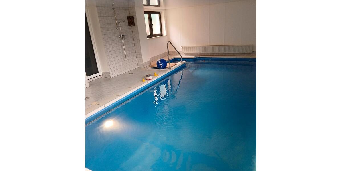 Einfamilienhaus Fürth - 8 Zimmer, 186 m&sup2;, 380.000&euro; | Angebot:26168111