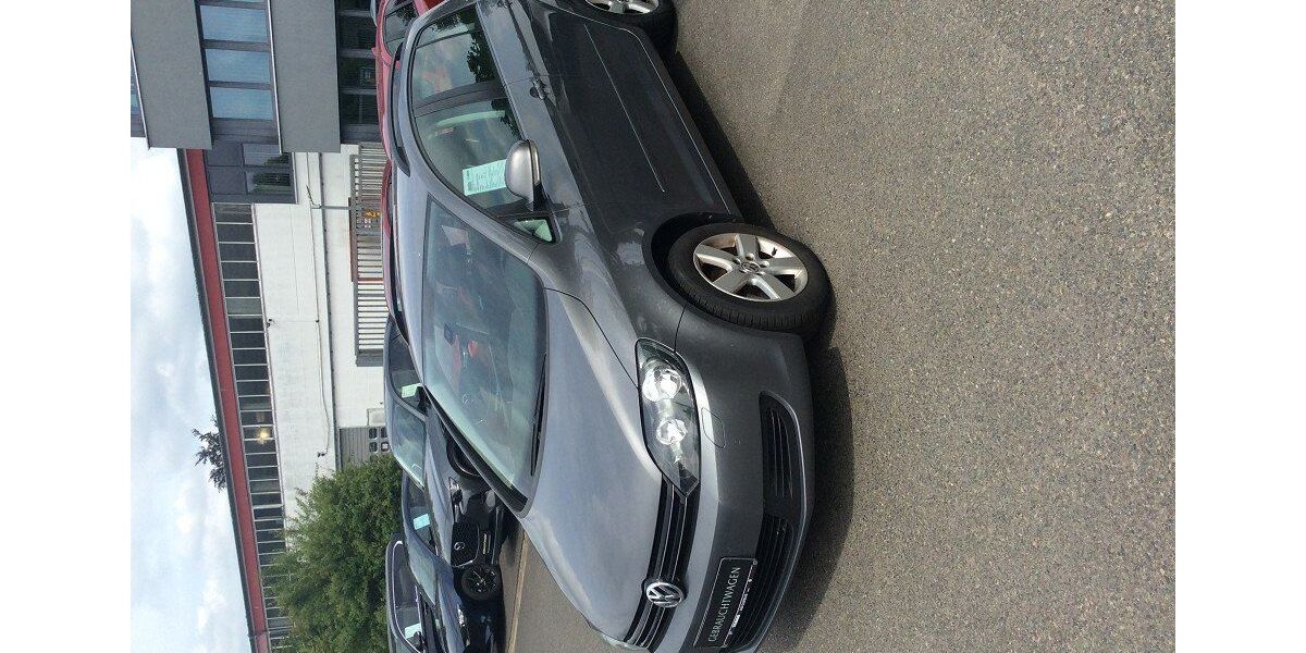 VW Golf 64.068 km 8.250 &euro; Bad Oldesloe 23843