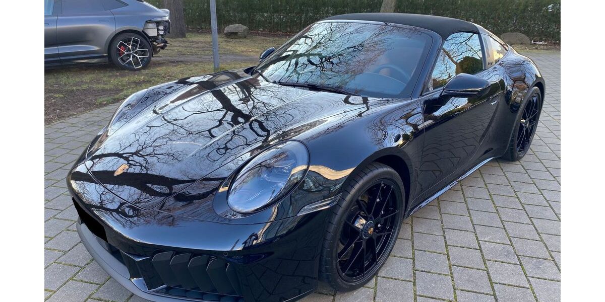 Porsche 992 1.600 km 209.992 &euro; Mülheim an der Ruhr 45478