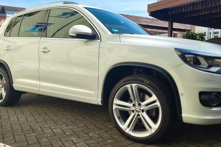 VW Tiguan 196.750 km 12.400 &euro; Baden-Baden 76532