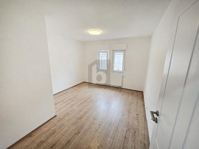 MODERN KERNSANIERT MIT AUSBAUPOTENZIAL 10 zimmer