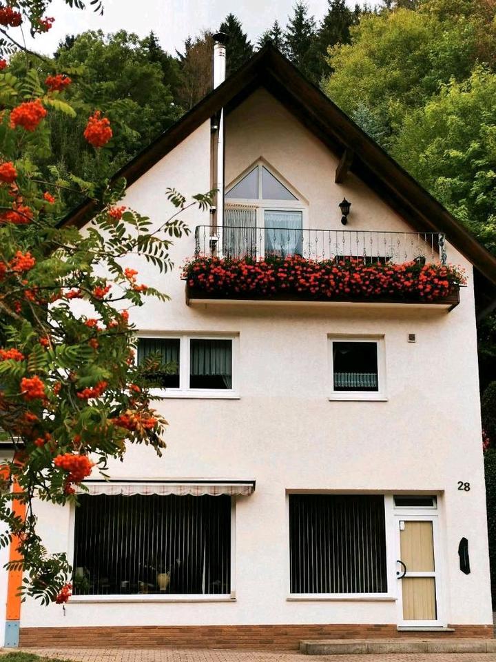Sommerspezial !! Gepflegtes Wohnhaus0 mit EinliegerWohnung
