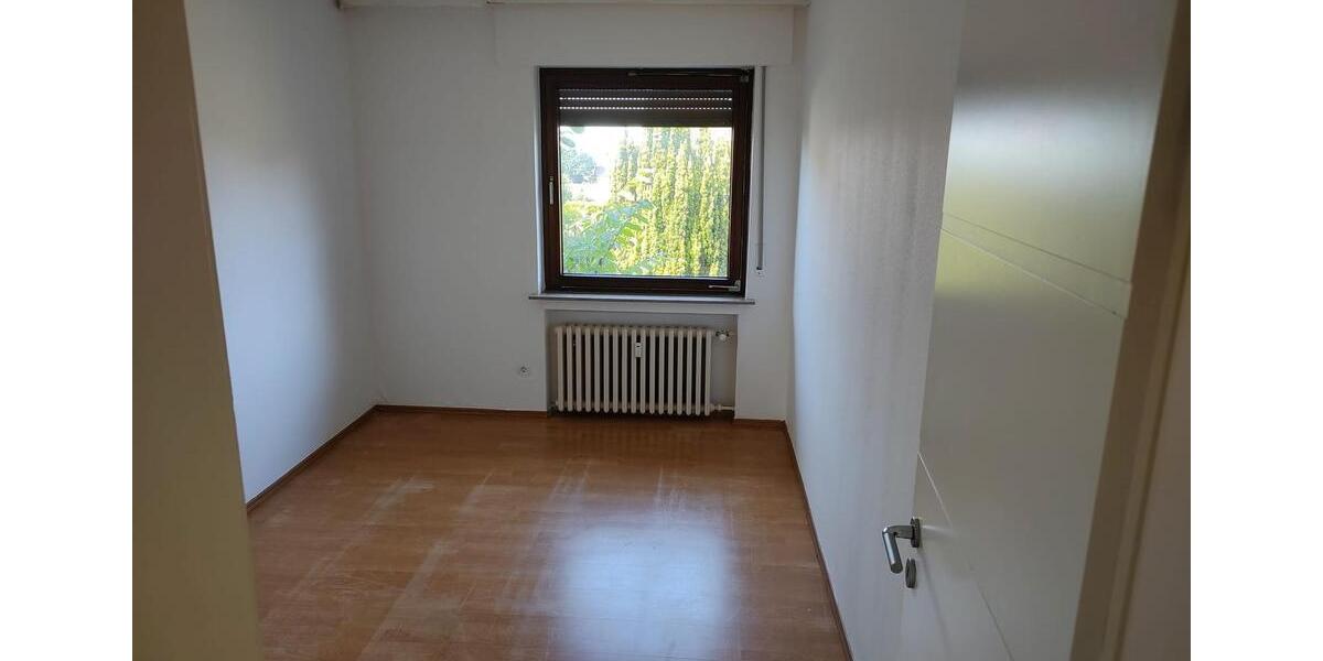 Etagenwohnung Bad Oeynhausen Dehme - 4 Zimmer, 105 m&sup2;, 1.300&euro; | Angebot:26586355