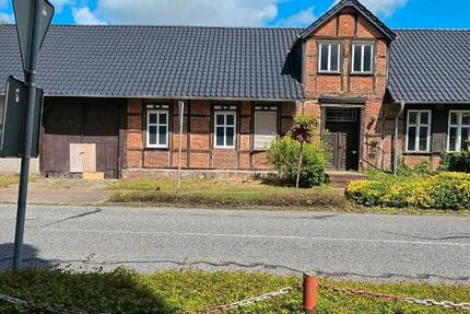 Haus Beetzendorf - 6 Zimmer, 160 m&sup2;, 125.000&euro; | Angebot:26610471