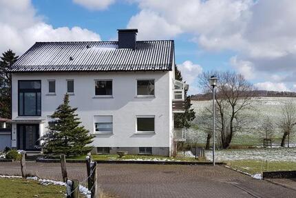 Zweifamilienhaus zu vermieten in SteinheimOT Sandebeck 6 zimmer