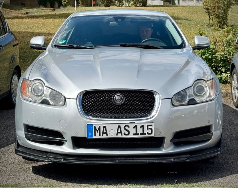 XF