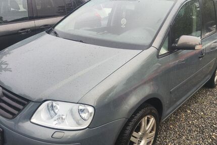 VW Touran 299.999 km 1.590 &euro; weinstadt 71384