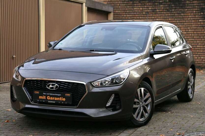 Hyundai i30 149.000 km 9.999 € Oberhausen 46147