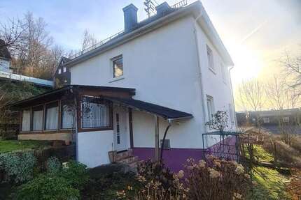 Haus Siegen Weidenau - 5 Zimmer, 134 m&sup2;, 295.000&euro; | Angebot:25601269