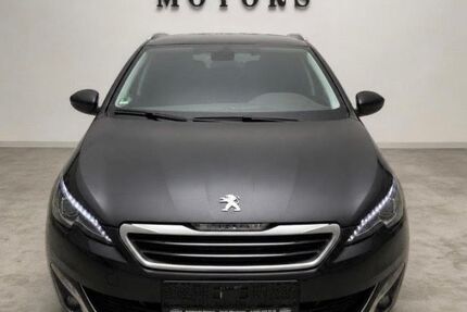 Peugeot 308 93.300 km 8.499 &euro; Rangendingen 72414