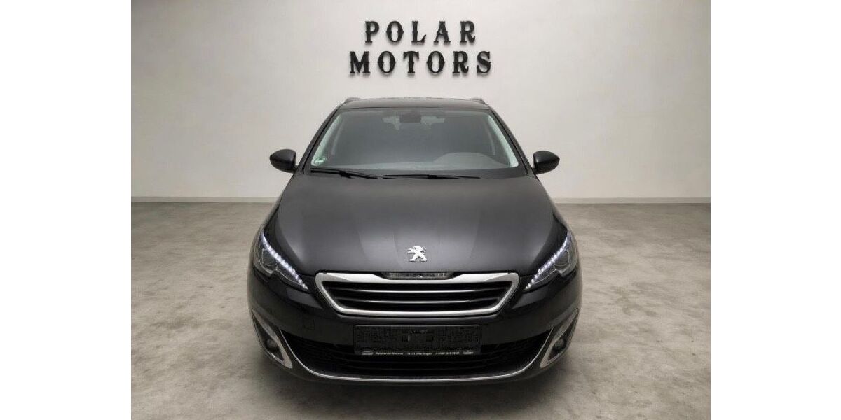 Peugeot 308 93.300 km 8.499 &euro; Rangendingen 72414