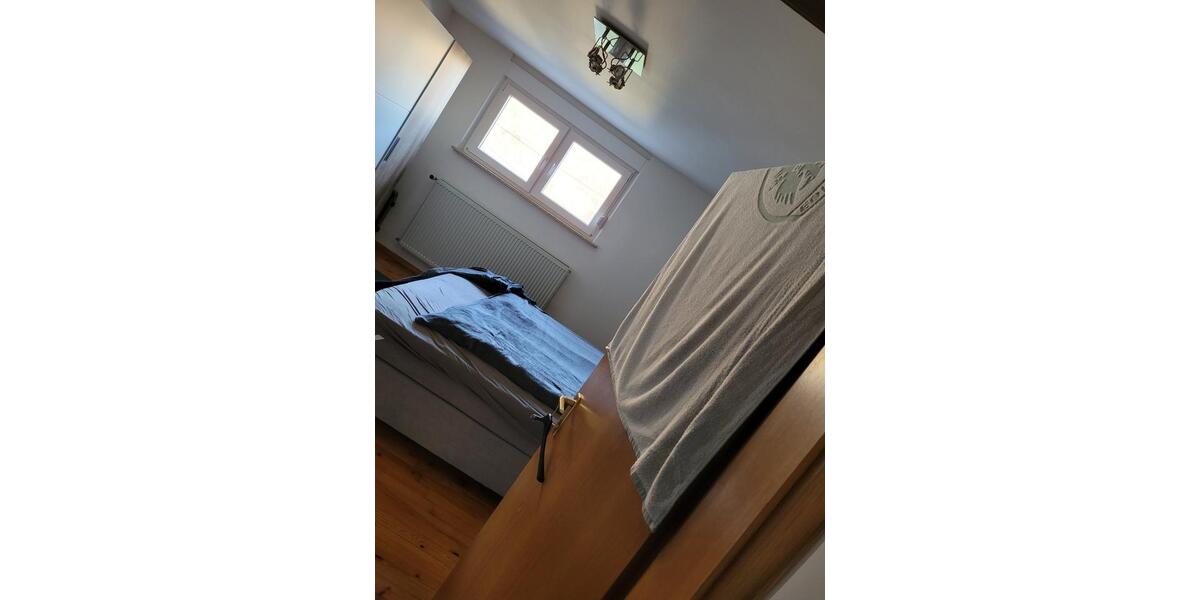 Einfamilienhaus mit Einliegerwohnung 4 zimmer