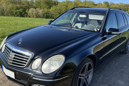 Mercedes-Benz E 220 321.800 km 2.500 &euro; Illingen 66557